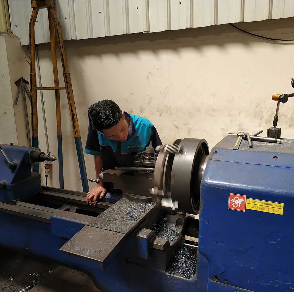 Lathe Machine